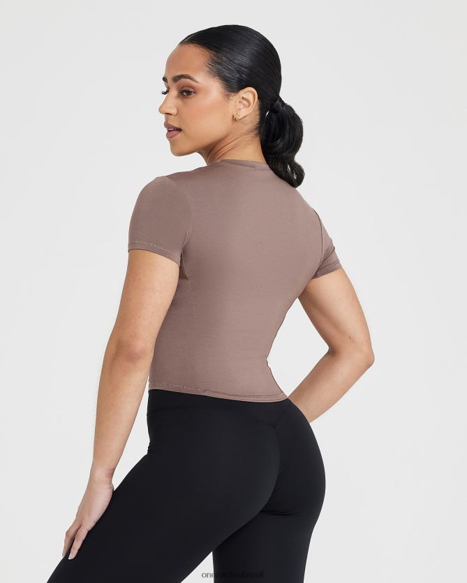 roupas br Oner Active camiseta suave e suave de manga curta marrom legal 8488X2383